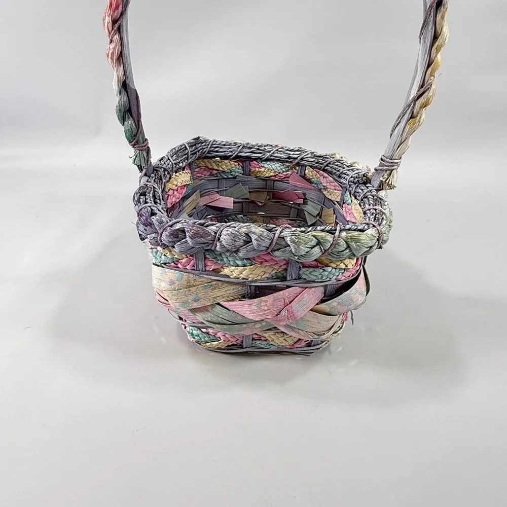 VTG Woven Basket w/ Handle 80's Pastel Multicolor Easter Cottagecore 11